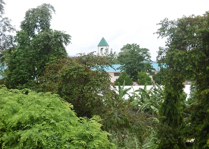Ralphseej House *